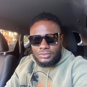 Meet your Posher, Reginald